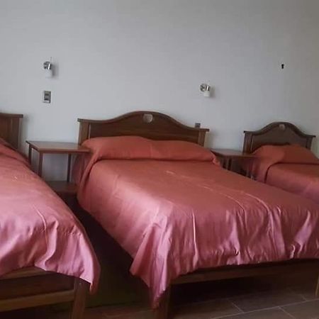 Hotel El Super 8 Santa Cruz de La Sierra Eksteriør billede